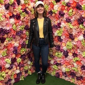 Meet your Posher, Samantha